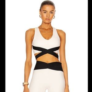 Le Ore Corso Crossover Bra | Black and White